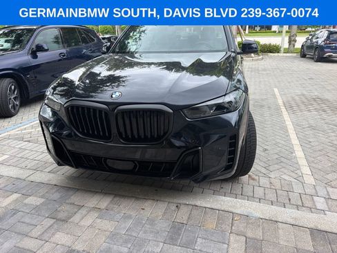Used 2024 BMW X5 xDrive40i w/ M Sport Package AWD/4WD image 9