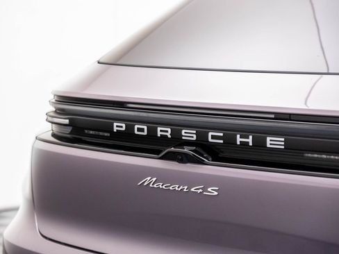 New 2025 Porsche Macan 4S Electric image 35