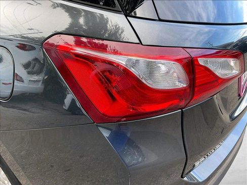 Used 2019 Chevrolet Equinox LT FWD image 30
