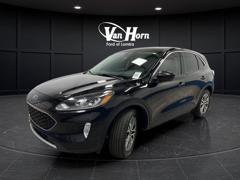 Used 2022 Ford Escape SEL w/ Equipment Group 302A AWD/4WD image 7