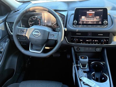 New 2026 Nissan Rogue SV image 9