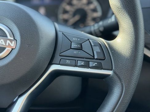 Used 2025 Nissan Altima 2.5 SV image 30