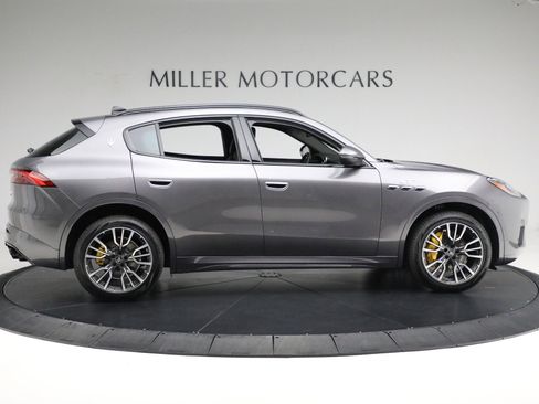 New 2024 Maserati Grecale GT image 18