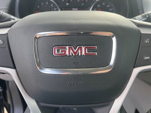Used 2023 GMC Terrain SLE w/ Driver Convenience Package image 20