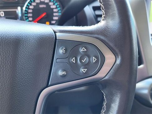 Used 2019 Chevrolet Suburban Premier image 29