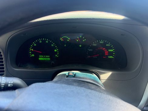 Used 2011 Ford Ranger XLT image 12