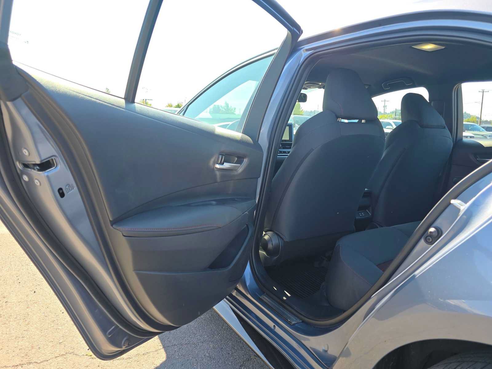 Certified 2024 Toyota Corolla SE w/ SE Convenience Package FWD image 17