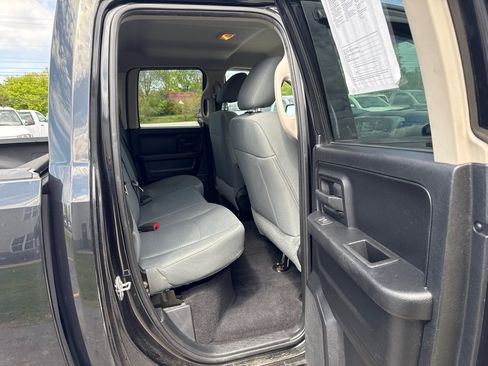 Used 2015 RAM 1500 Tradesman w/ Popular Equipment Group AWD/4WD image 14