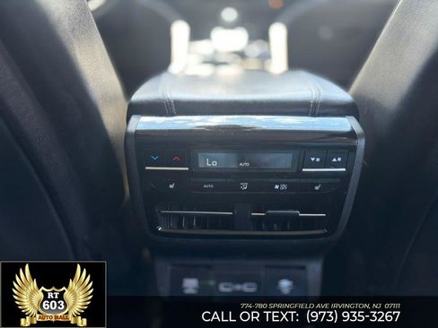 Used 2022 Acura MDX SH-AWD w/ Advance Package image 15
