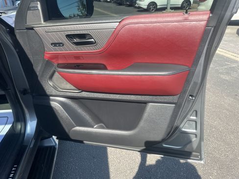 Used 2025 INFINITI QX80 Autograph w/ Autograph Exterior Package image 13