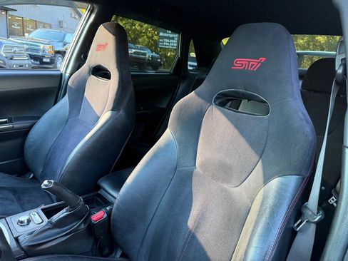 Used 2011 Subaru Impreza WRX STI image 37