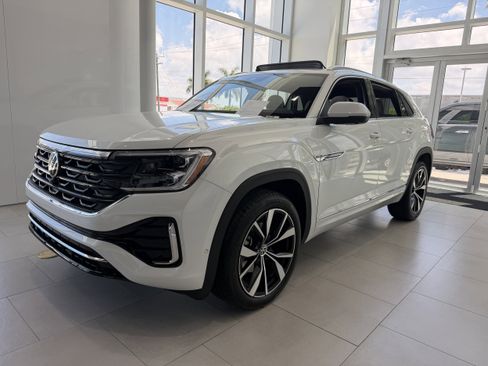 New 2026 Volkswagen Atlas Cross Sport SEL Premium R-Line AWD/4WD image 5
