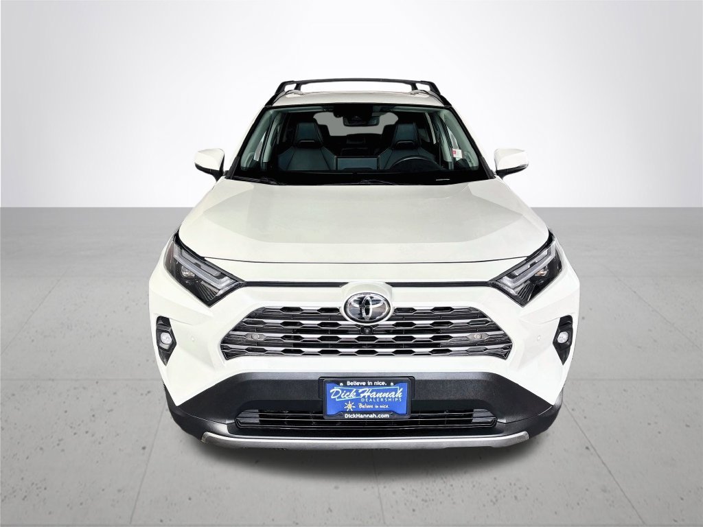 Used 2022 Toyota RAV4 Limited AWD/4WD image 3