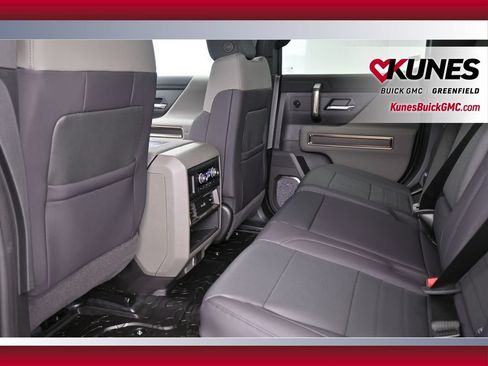 New 2025 GMC Hummer EV 2X w/ LPO, Sport Package AWD/4WD image 15