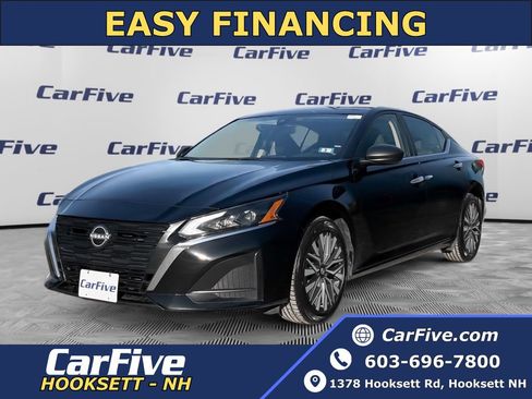 Used 2024 Nissan Altima 2.5 SV image 1