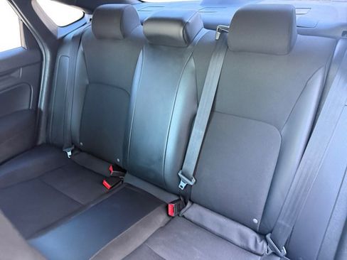 Used 2023 Honda Civic Sport image 11
