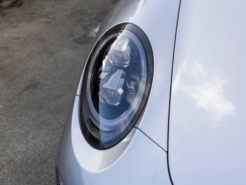 Used 2018 Porsche 911 Carrera S image 74