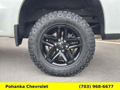 Used 2022 Chevrolet Silverado 1500 LT Trail Boss AWD/4WD image 29