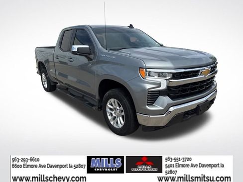Used 2023 Chevrolet Silverado 1500 LT AWD/4WD image 7