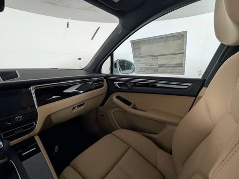 New 2026 Porsche Macan AWD/4WD image 21