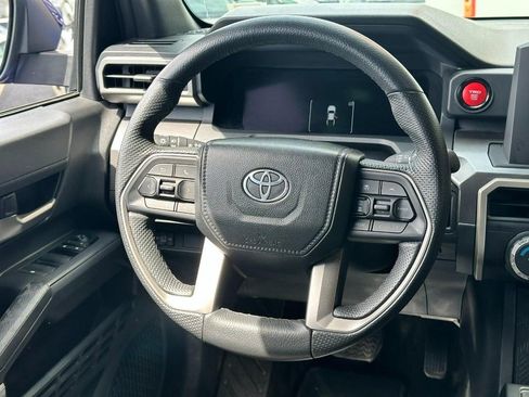 Used 2024 Toyota Tacoma TRD Off-Road image 10