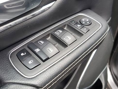 Certified 2023 RAM 1500 Laramie AWD/4WD image 11