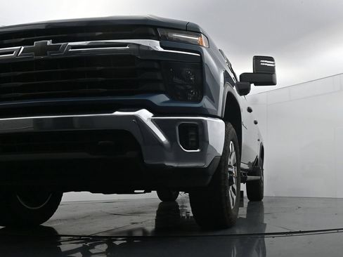 Used 2024 Chevrolet Silverado 2500 LT w/ All Star Edition AWD/4WD image 19