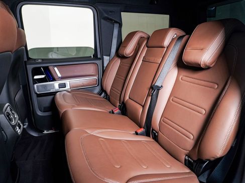 Used 2022 Mercedes-Benz G 550 image 18