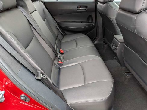 Used 2022 Toyota Corolla Cross XLE image 20