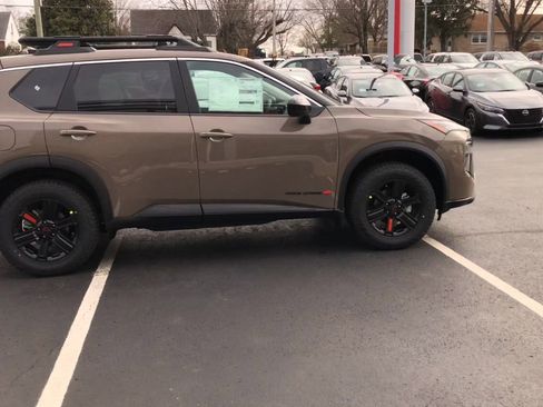 New 2026 Nissan Rogue SV image 9