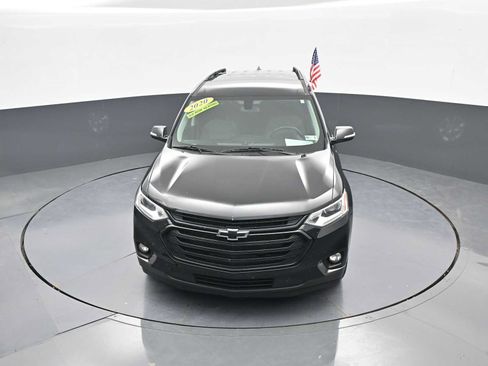 Used 2020 Chevrolet Traverse LT w/ LPO, Blackout Package AWD/4WD image 32