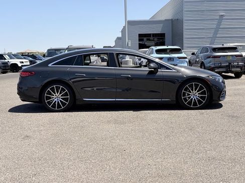 Used 2022 Mercedes-Benz EQS 450+ Sedan image 5