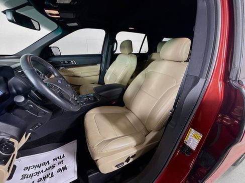 Used 2016 Ford Explorer Limited image 23