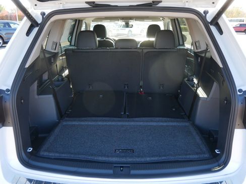 New 2026 Volkswagen Atlas SE image 8