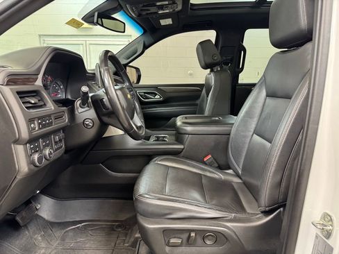 Used 2021 Chevrolet Tahoe LT w/ LT Signature Package AWD/4WD image 12