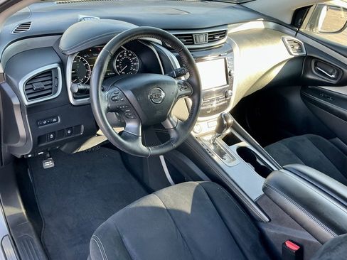 Used 2021 Nissan Murano SV image 37