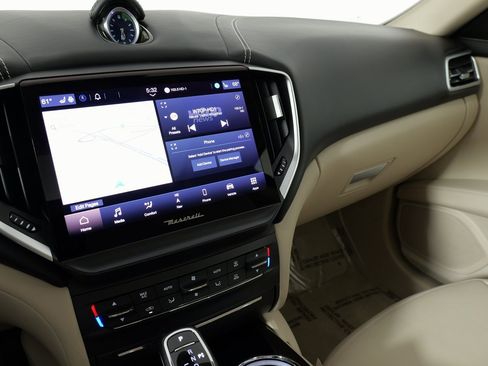 Used 2022 Maserati Ghibli Modena image 49