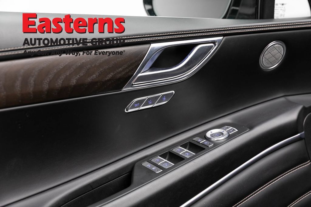 Used 2024 Genesis GV80 2.5T AWD/4WD image 22