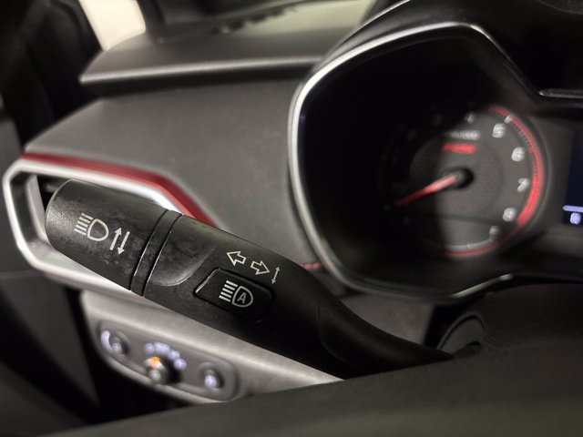Used 2021 Chevrolet TrailBlazer RS w/ Sun and Liftgate Package FWD image 30