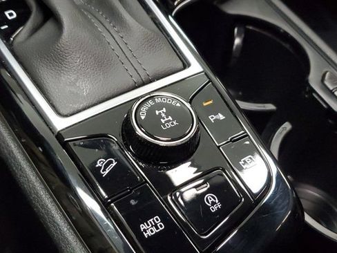 Certified 2024 Kia Sportage X-Line w/ X-Line Premium Package AWD/4WD image 33