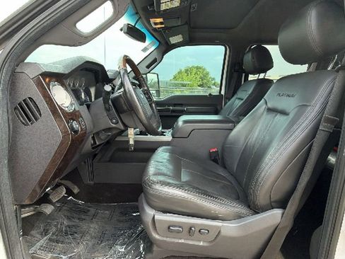 Used 2014 Ford F250 Platinum w/ FX4 Off-Road Package image 16