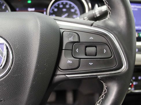 Used 2020 Buick Encore GX Essence w/ Experience Buick Package image 22