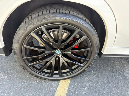 Used 2023 BMW X6 xDrive40i w/ Executive Package image 9