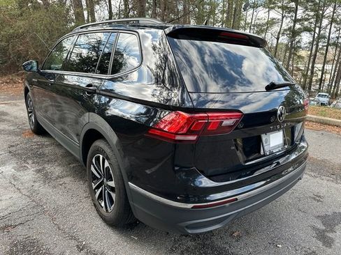 Used 2024 Volkswagen Tiguan S image 7