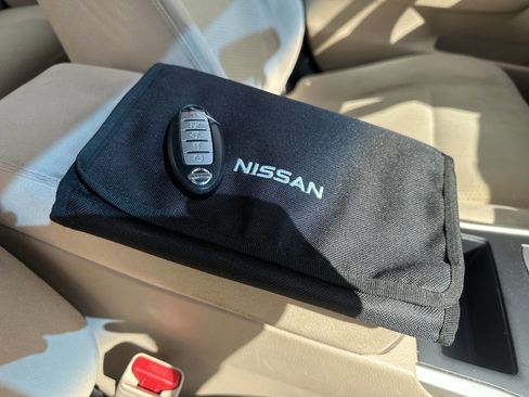 Used 2015 Nissan Altima 2.5 SV FWD image 31