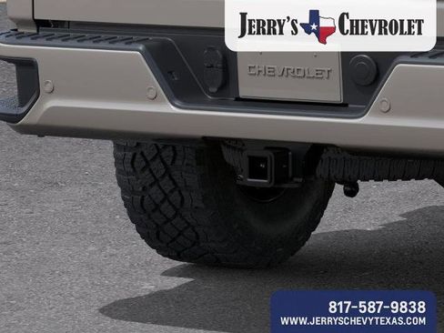 New 2026 Chevrolet Silverado 2500 ZR2 image 16