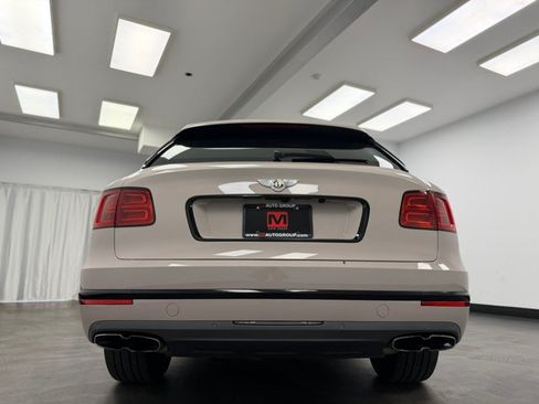 Used 2019 Bentley Bentayga AWD/4WD image 8