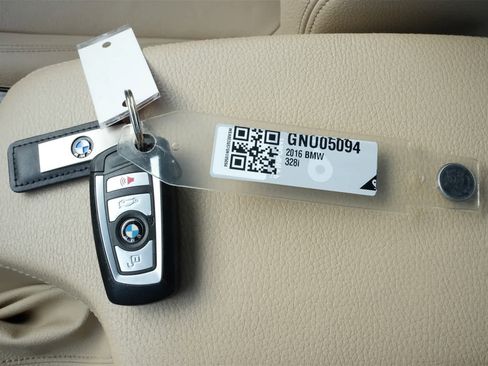 Used 2016 BMW 328i xDrive Sedan image 25