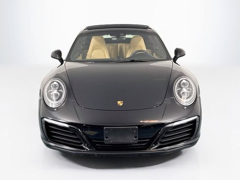 Used 2017 Porsche 911 Carrera S RWD image 2