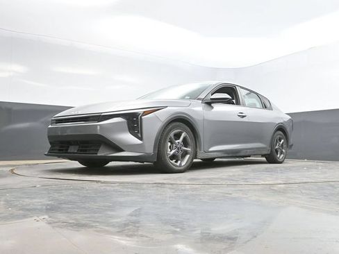 Used 2025 Kia K4 FWD image 49